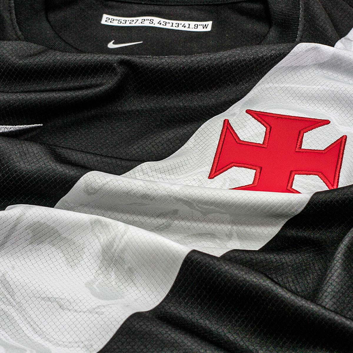 https://images.tcdn.com.br/img/img_prod/1006590/camisa_vasco_home_26_torcedor_youth_4_20260522110220_c0b92c406388.jpg