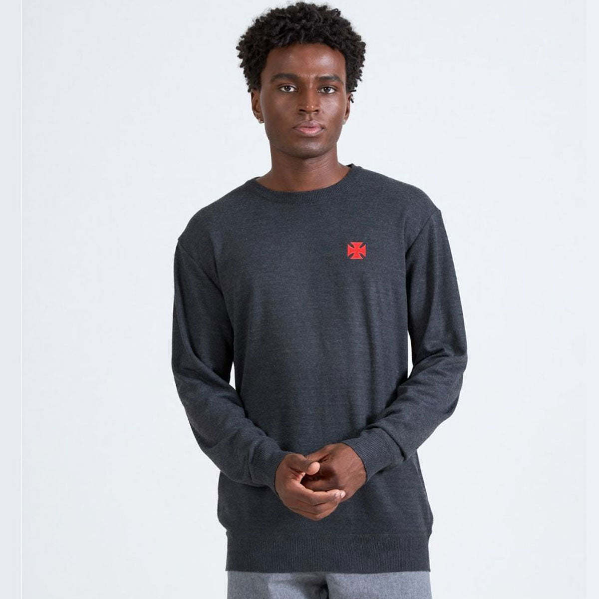 https://images.tcdn.com.br/img/img_prod/1006590/sueter_vasco_conto_masculino_5865_1_580c4567cd5ef09abdc5430f82c678f2_20260522105639.jpg